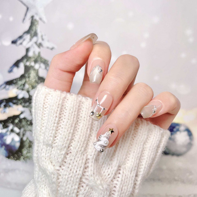 Noël faux ongles : ongles décoratifs en nouvel an